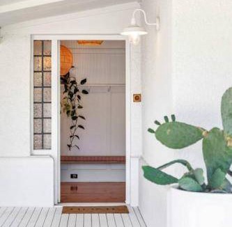Glenelg South House | 313 m² House ∙ 3 bedrooms ∙ 8 guests