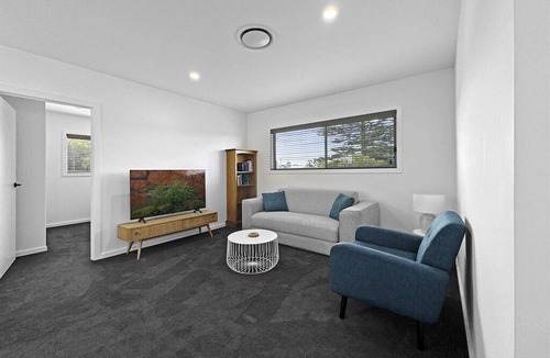 Shellharbour House | 322 m² House ∙ 3 bedrooms ∙ 8 guests