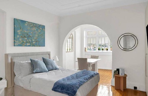 Elizabeth Bay Apartment | 34 m² Apartment ∙ 1 bedroom ∙ 2 guests