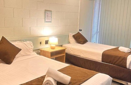 Kangaroo Flat Hotel | 35 m² Motel ∙ 6 guests