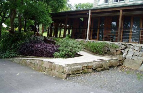 Kurrajong Hills Cabin | 350 m² Lodge ∙ 9 bedrooms ∙ 18 guests
