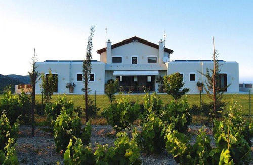 Choudetsi Villa | 355 m² Villa ∙ 6 bedrooms ∙ 12 guests
