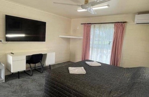 Charters Towers Hotel | 36 m² Motel ∙ 5 guests