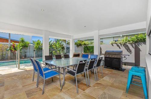 Kingscliff House | 395 m² House ∙ 5 bedrooms ∙ 10 guests