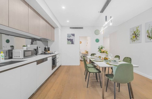 Zetland Apartment | 3B2B2C in Zetland -Charming apartment