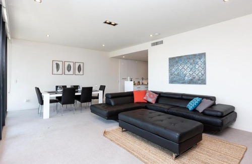 Wagga Wagga Apartment | 4 Bedroom Executive Apartment in the CBD