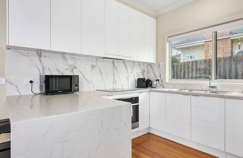 Heathmont Apartment | 4 Bedroom Home in Heathmont Perfect for Families