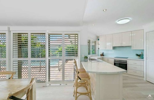 Bokarina House | 4 BRM Family Home with Pool Bokarina