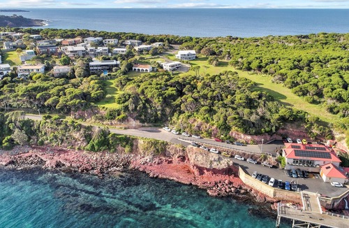 Merimbula Apartment | 4 Points of view - 1 Bedroom Apartment 2+ nights