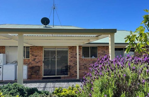 Montrose House | 40 m² House ∙ 2 bedrooms ∙ 4 guests
