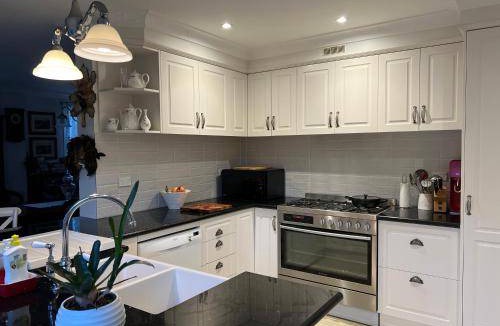 Dee Why House | 400 m² House ∙ 4 bedrooms ∙ 8 guests