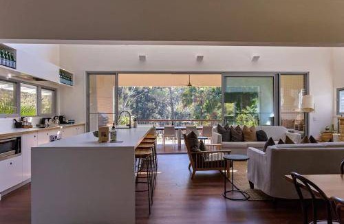 Pearl Beach House | 400 m² House ∙ 5 bedrooms ∙ 8 guests
