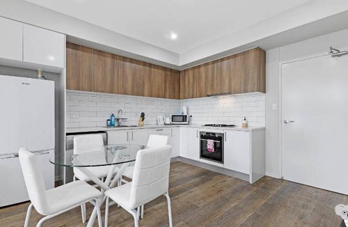 Wentworthville Apartment | 41 m² Apartment ∙ 2 bedrooms ∙ 4 guests