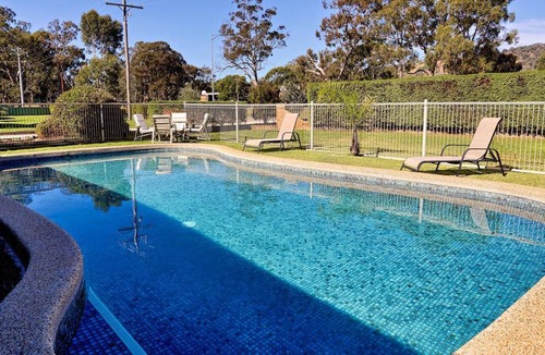 Euroa Hotel | 44 m² Motel ∙ 5 guests