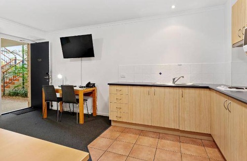 Hillcrest Hotel | 45 m² Hotel ∙ 2 bedrooms ∙ 10 guests