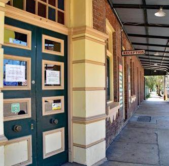 Gulgong Hotel | 45 m² Motel ∙ 8 guests
