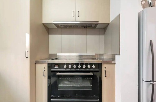 Kings Cross House | 5 Bedroom Victorian Terrace Minutes to Everything