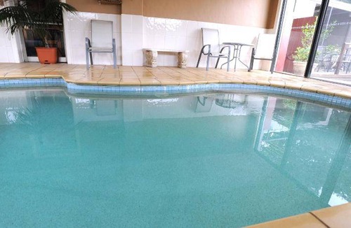 Bakery Hill Hotel | 50 m² Motel ∙ 4 guests