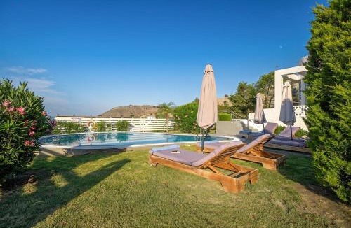Vlicha Villa | 50 Shades of Blue