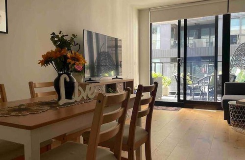 Brunswick East Apartment | 51 m² Apartment ∙ 1 bedroom ∙ 4 guests