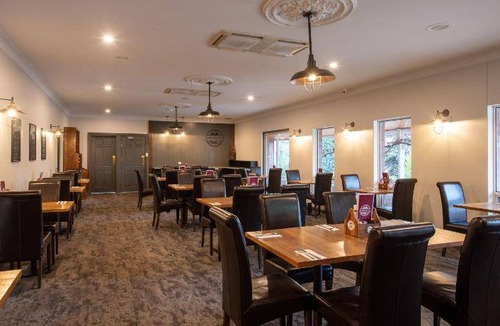 Solomontown Hotel | 53 m² Hotel ∙ 127 guests