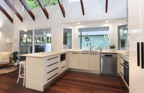 Bargara House | 6 Dooley Street Bargara
