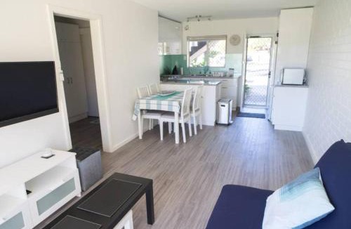 Scarborough Apartment | 6 Sand Sun & Surf 1br 1 Bth