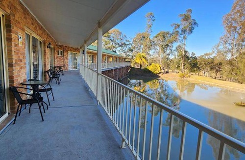 Wingham Hotel | 60 m² Motel ∙ 10 guests