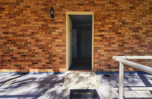 Wingham Hotel | 60 m² Motel ∙ 10 guests
