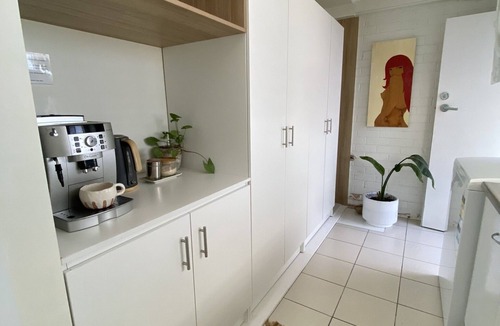 Maroochydore House | 600m walk to Beach, Family Entertainer+ Aircon + Pool + Pizza oven