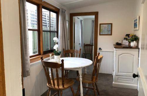 Kingston Beach Apartment | 63 m² Apartment ∙ 2 bedrooms ∙ 4 guests