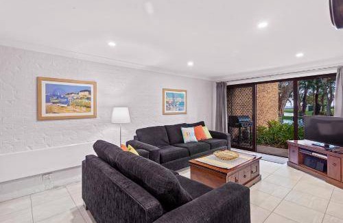 Nelson Bay Apartment | 70 m² Apartment ∙ 2 bedrooms ∙ 7 guests