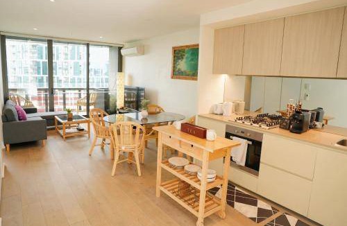 Docklands Apartment | 70 m² Apartment ∙ 2 bedrooms ∙ 4 guests