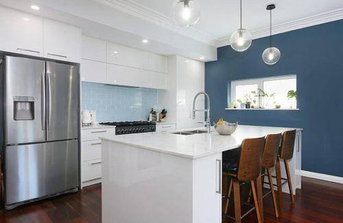 Dianella House | 750 m² House ∙ 4 bedrooms ∙ 8 guests