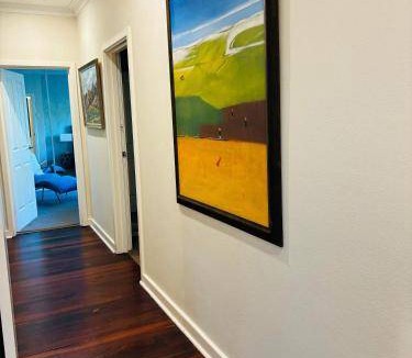 Dianella House | 750 m² House ∙ 4 bedrooms ∙ 8 guests