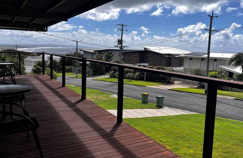Rainbow Beach House | 76 Cooloola Drive - Rainbow Beach