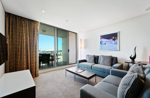 Adelaide Central Business District Apartment | 78 m² Apartment ∙ 2 bedrooms ∙ 6 guests