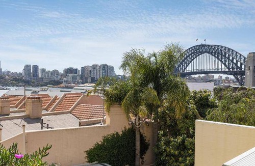Millers Point Apartment | 80 m² Apartment ∙ 2 bedrooms ∙ 4 guests