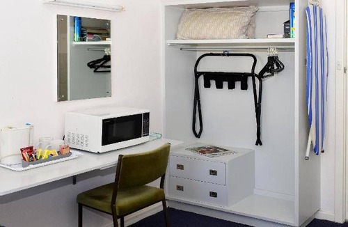 Port Pirie Hotel | 82 m² Motel ∙ 6 guests