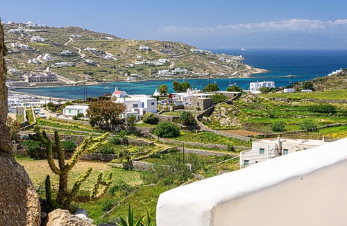 Psarou Villa | 9 Muses Villa Polymnia, 6 BR with private pool!
