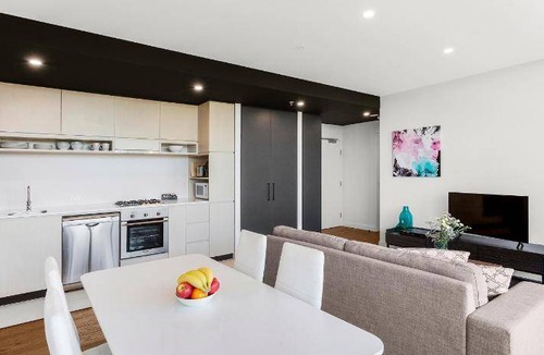 Clayton Apartment | 93 m² Serviced apartment ∙ 3 bedrooms ∙ 10 guests
