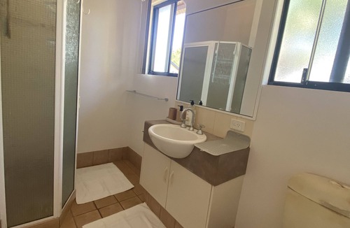 Djugun Apartment | 95cm2 spacious 2-bedroom unit in town centre