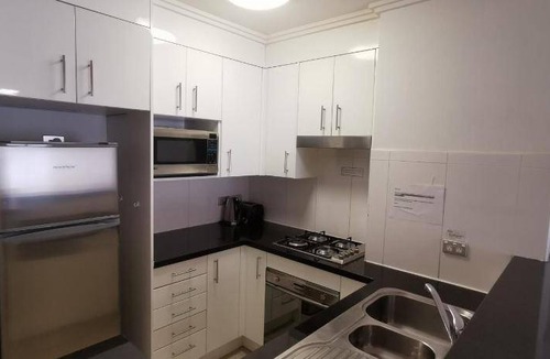 Harris Park Apartment | 96 m² Serviced apartment ∙ 2 bedrooms ∙ 10 guests