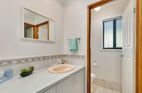 Lyndoch Bed & Breakfast | A cottage with everything you need - Sleeps up to 4 - Pet Friendly