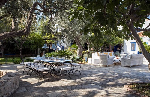 Spetses Villa | A lovingly maintained four bedroom waterfront house with a unique veranda