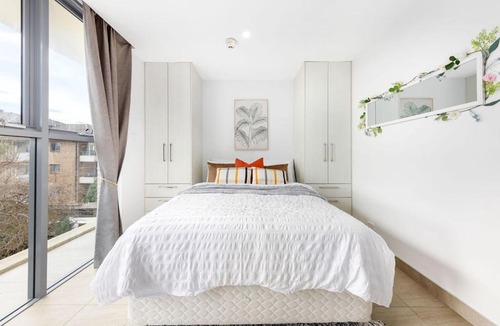 Bondi Beach Apartment | A Modern & Cozy Beach Studio, 5min walk to Bondi Beach