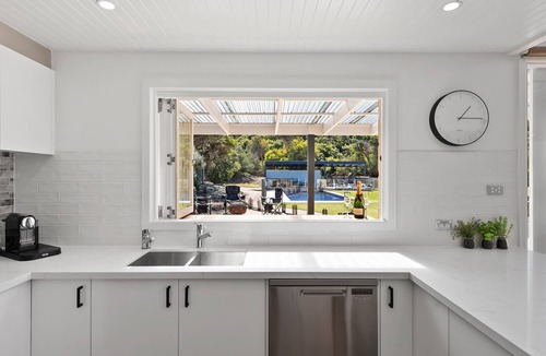 St. Andrews Beach House | A Symphony of Sun & Sea - private 4.5 acres with swimming pool