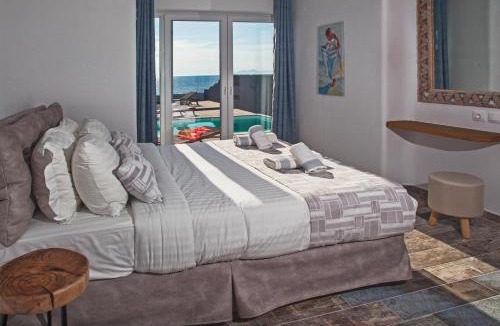 Imerovigli Apartment | Abelomilos Exclusive Villa