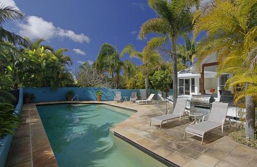 Ewingsdale House | Abode at Byron - private hideaway with 17m pool