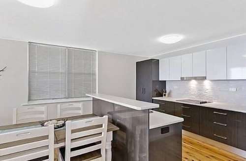 The Entrance Apartment | Absolute Beach front @ The Entrance